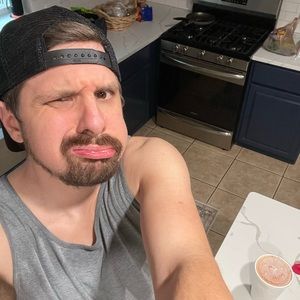 Meet your Posher, Daniel